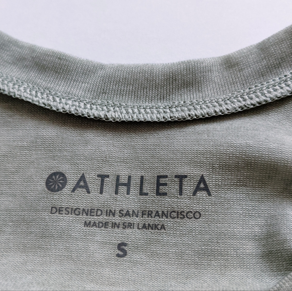 Athleta Essence Twist Front Opal Green Cropped Tank Top | XT2 Anti-Odor | S - Picture 3 of 11